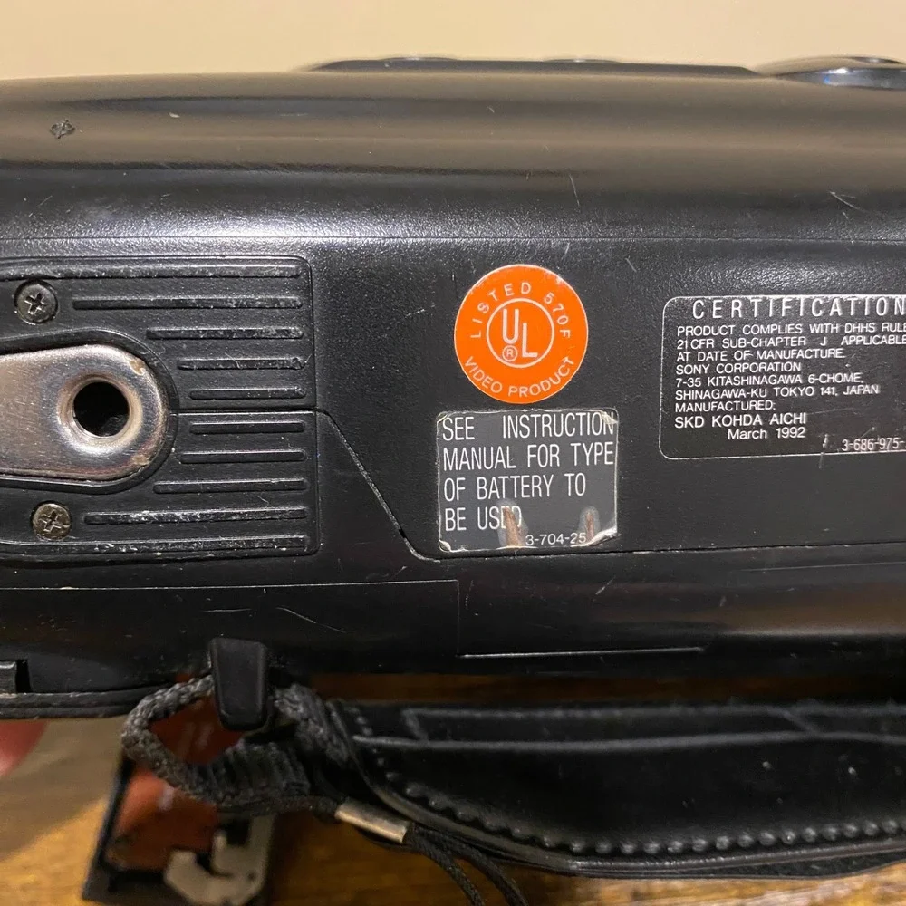 Sony Video Camera Recorder CCD FX410 Handycam Video Not tested AS IS